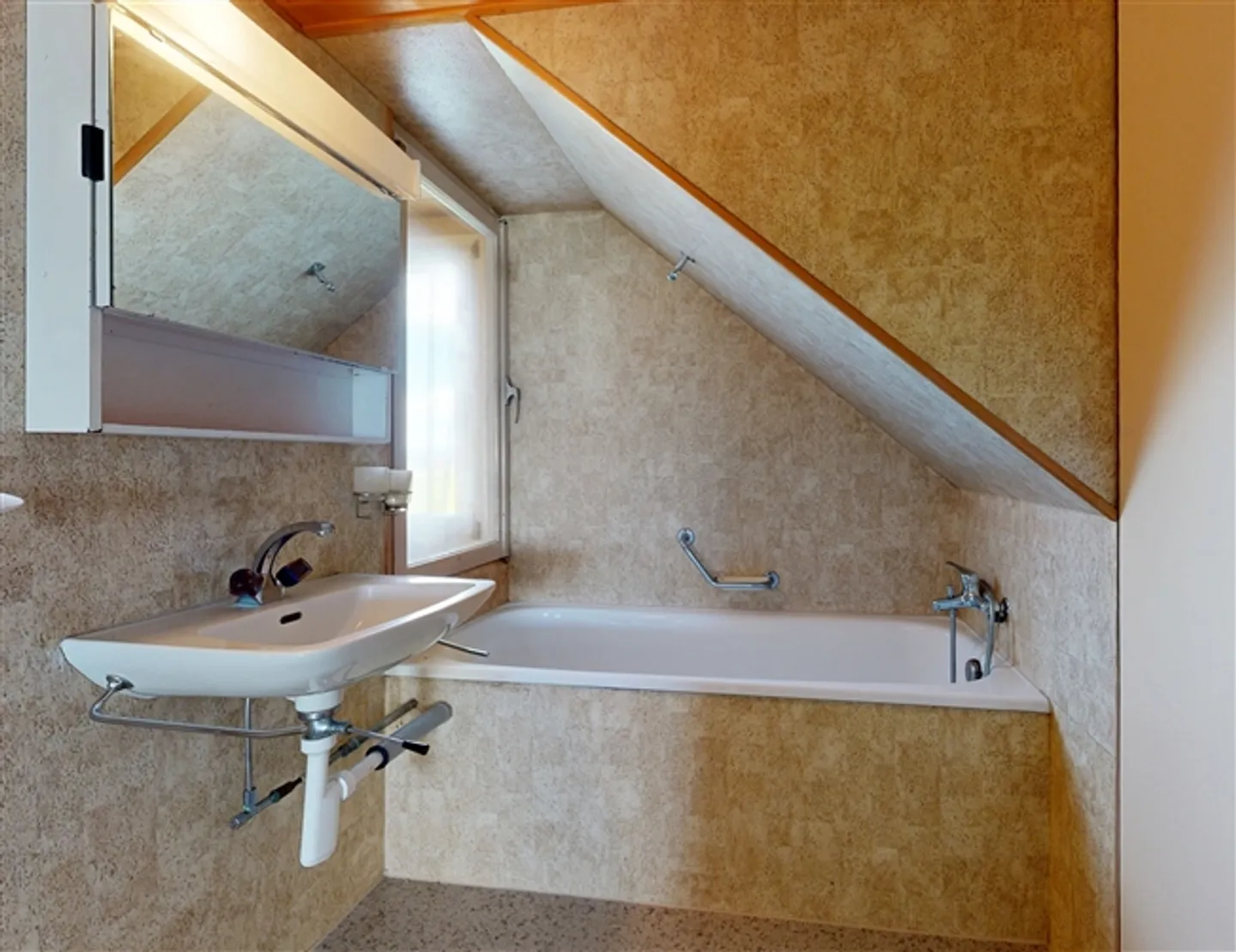 "La Casa per una, due o tre famiglie - Una casa dove puoi realizzare le tue idee e i tuoi sogni" - Foto 14 di 20