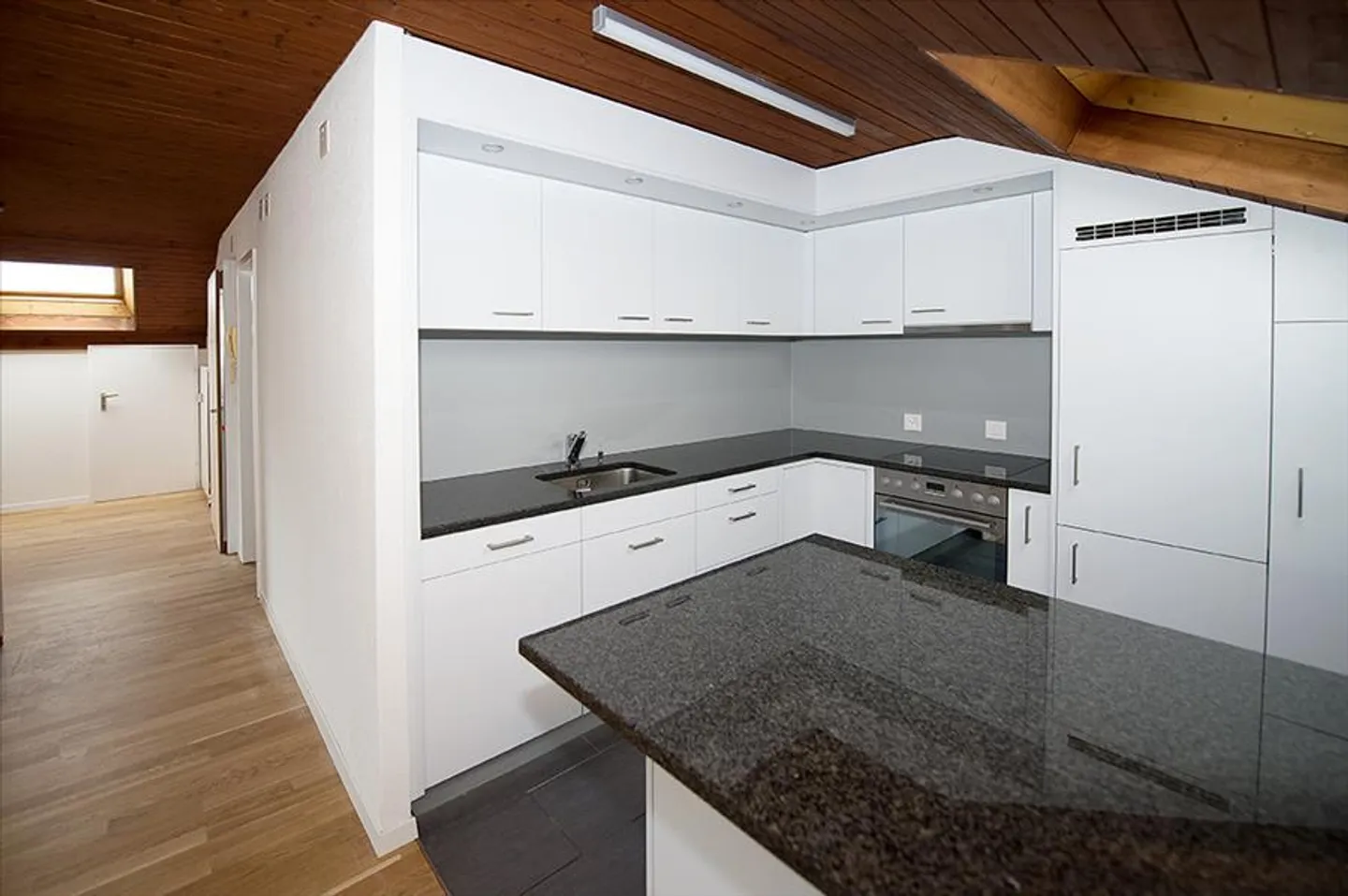 Votre nouvel appartement vous attend! - Photo 3 sur 5