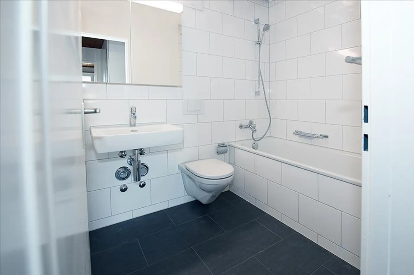 Votre nouvel appartement vous attend! - Photo 4 sur 5