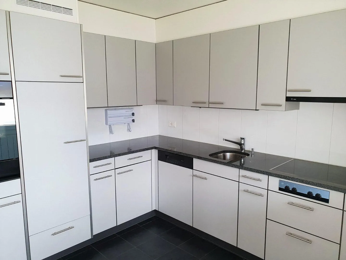 Helle Wohnung mit Jura-Blick - Foto 4 von 8