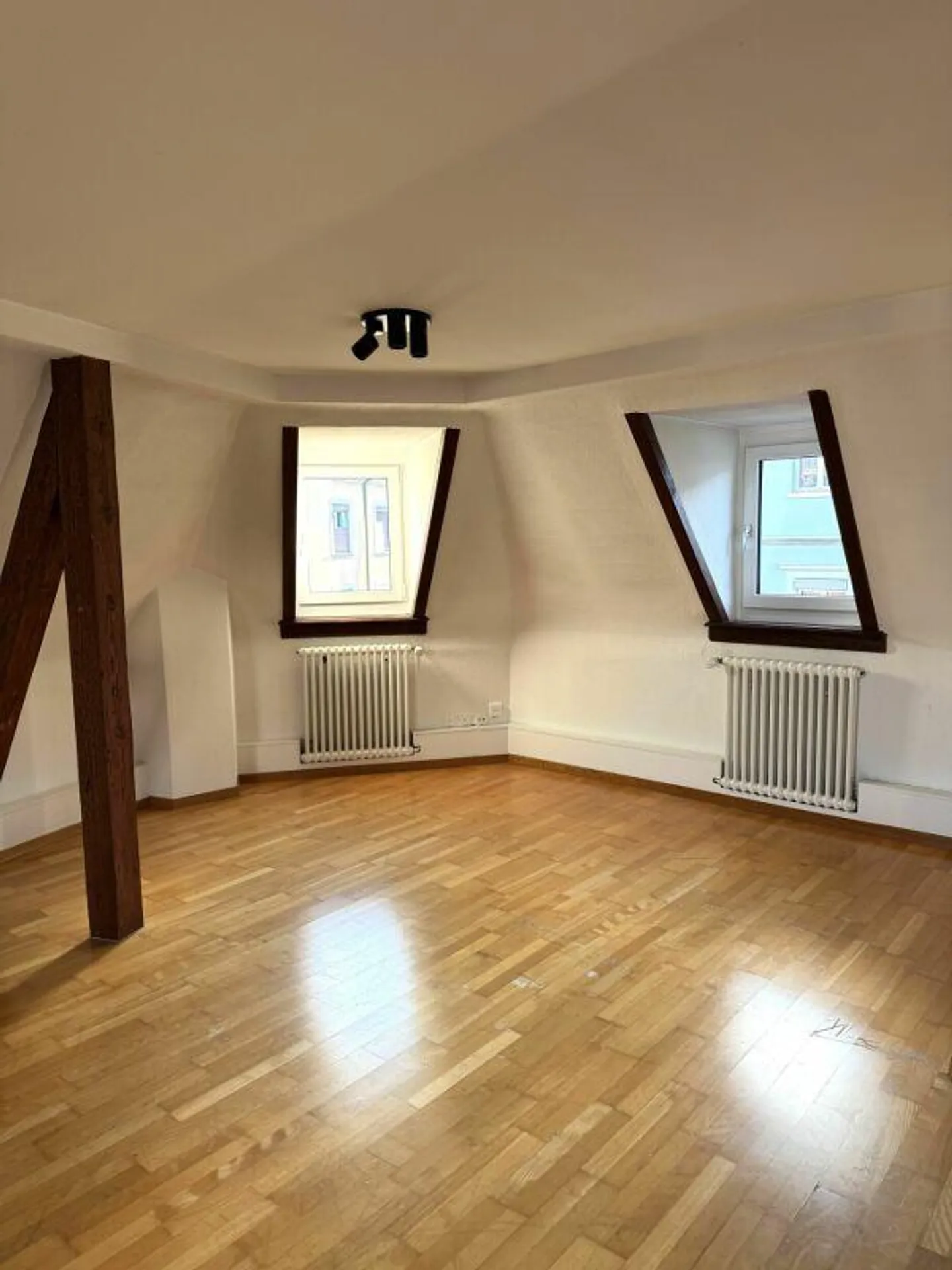 Beautiful 3.5 Room Apartment - Photo 9 of 10