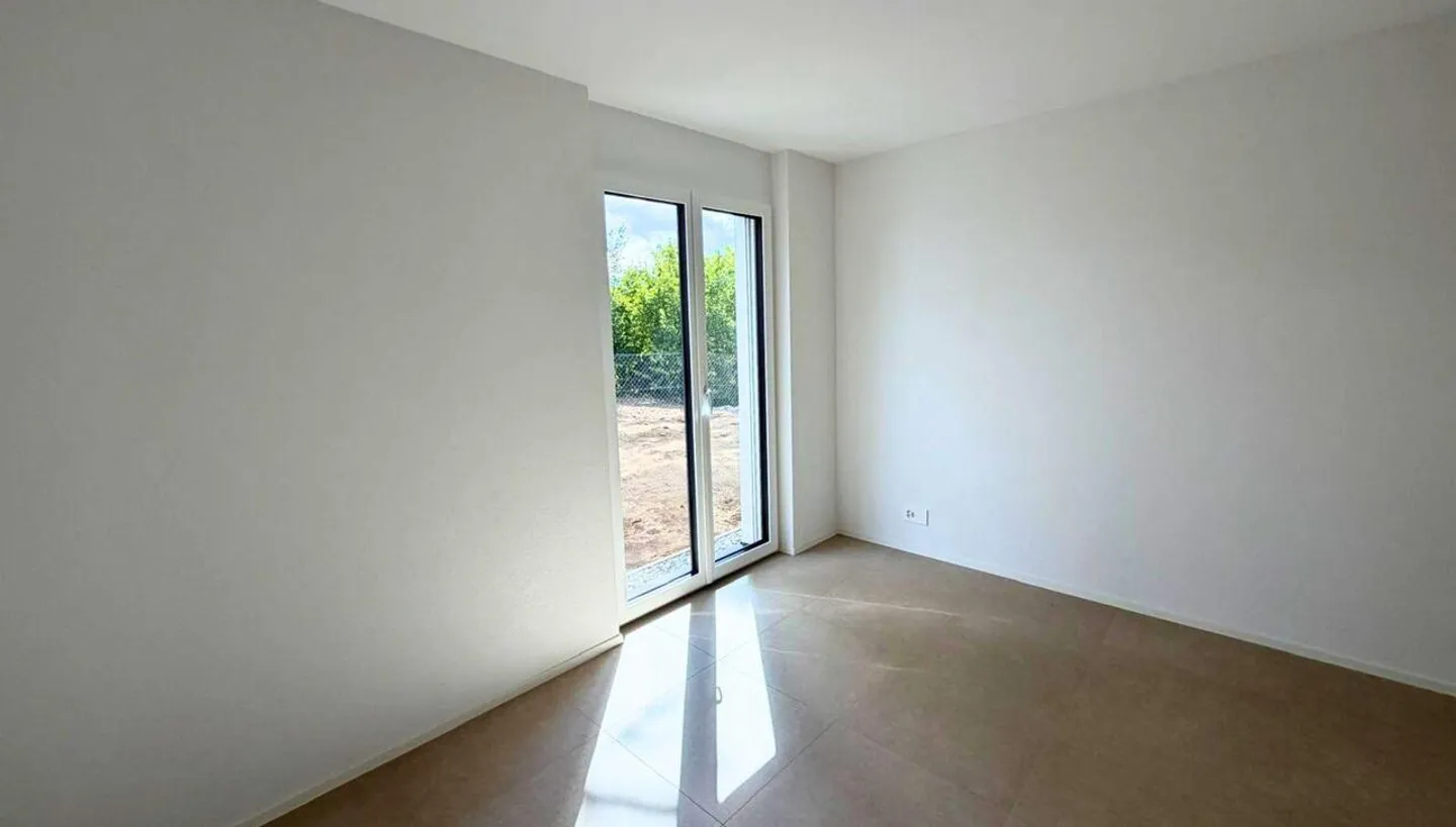 Charming Detached Villa in Genolier - Photo 5 of 7