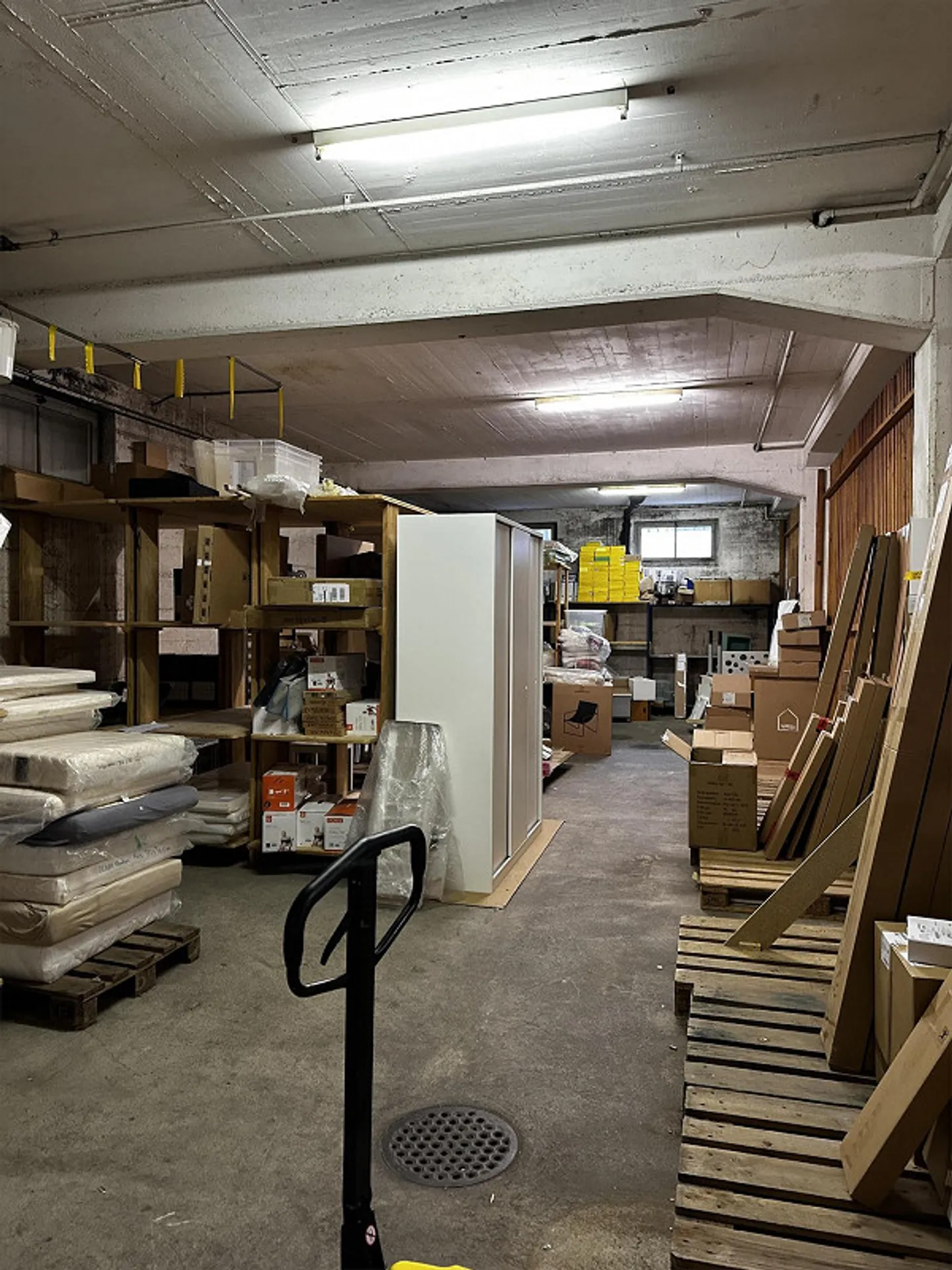 Espace de stockage à Meggen - Photo 2 sur 4