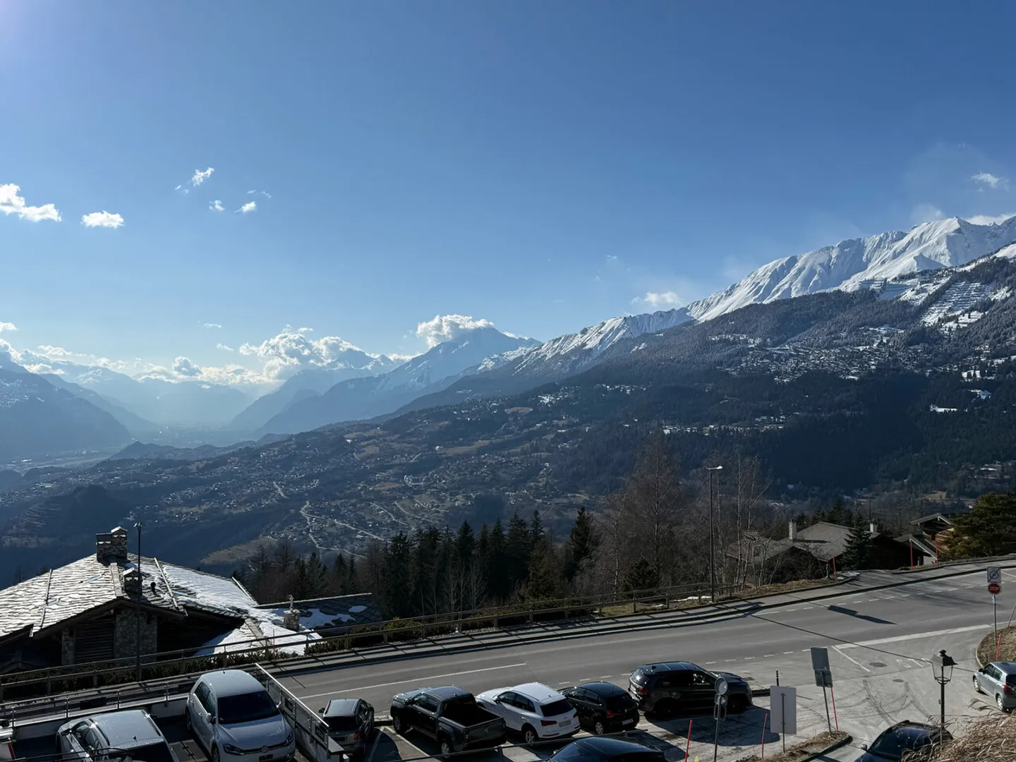 5.5 Room Residential Chalet in Crans-Montana - Photo 4 of 4
