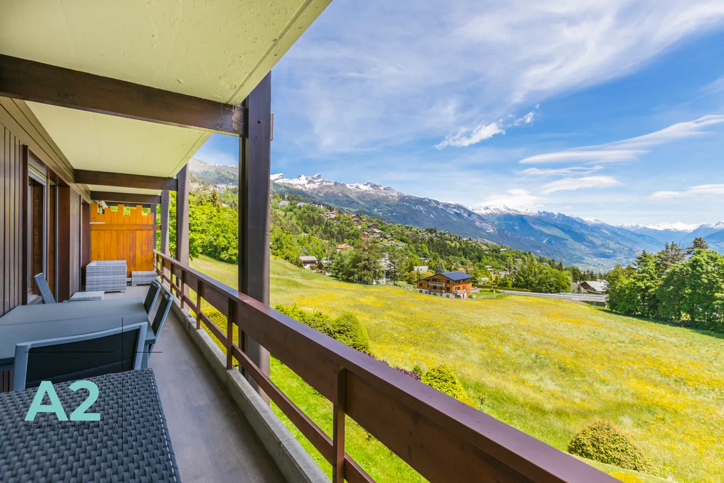 Renovated Apartment with View - Photo 4 of 16