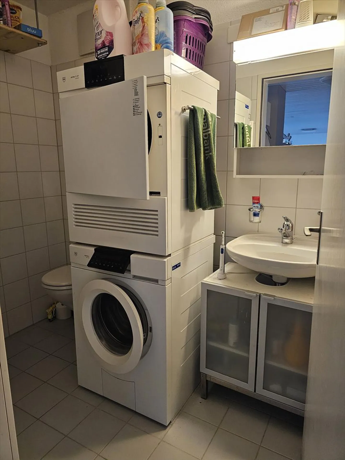 Schöne und helle Dachwohnung - Foto 9 von 13