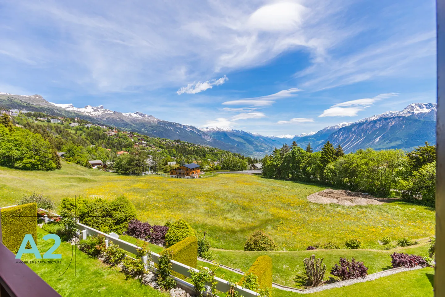 Renovated Apartment with View - Photo 13 of 16