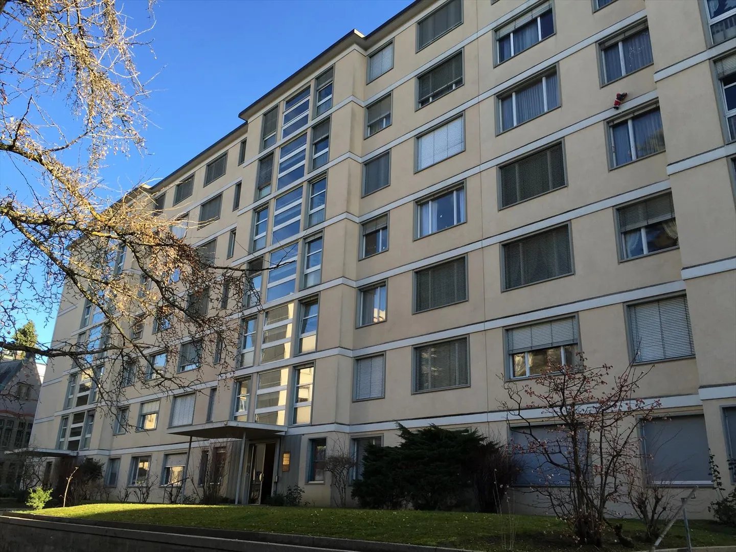 Beautiful administrative area of approx. 89 m2 on the ground floor - Photo 1 of 1