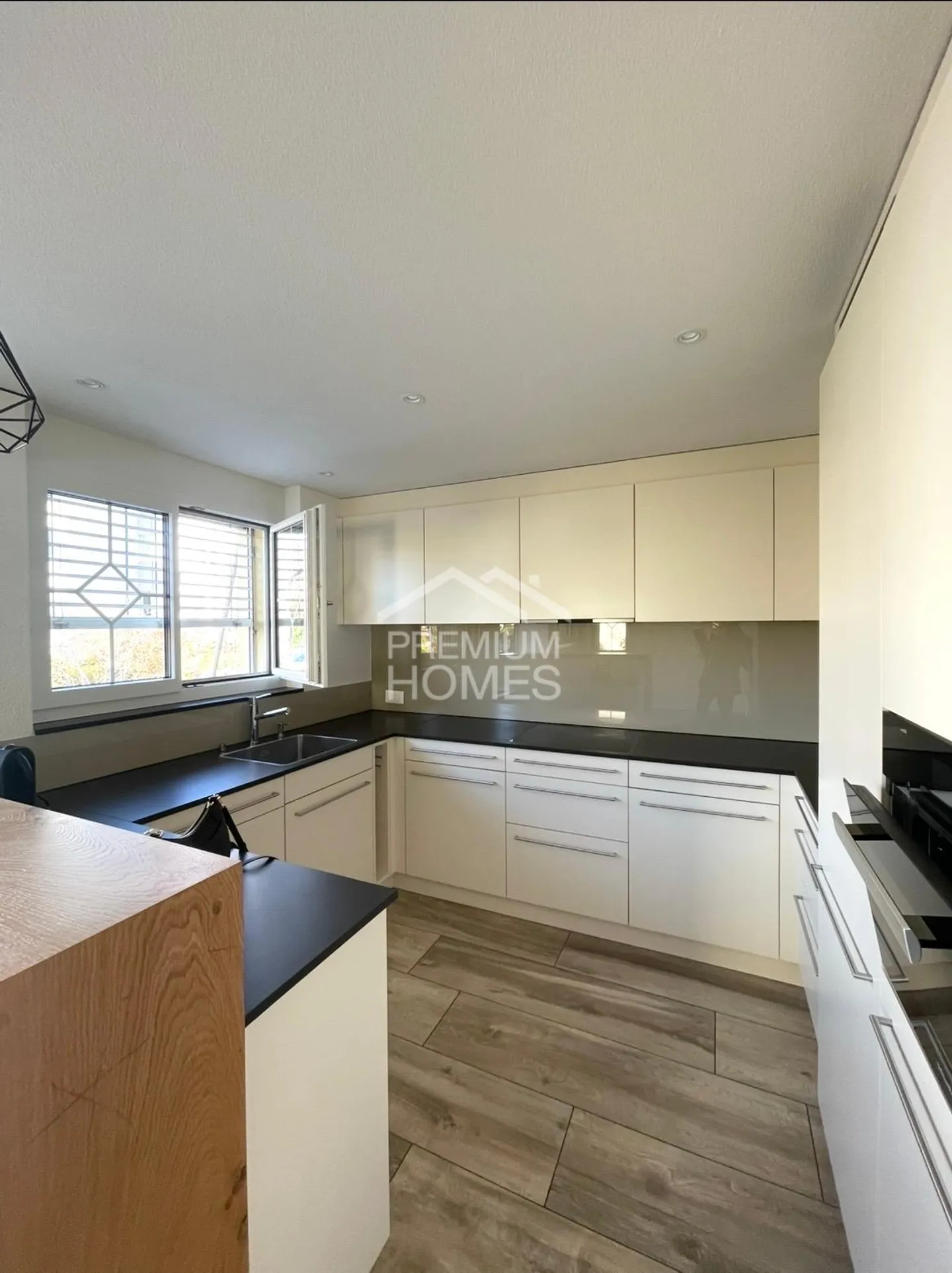 WILLKOMMEN IN IHREM NEUEN ZUHAUSE - Foto 3 von 6