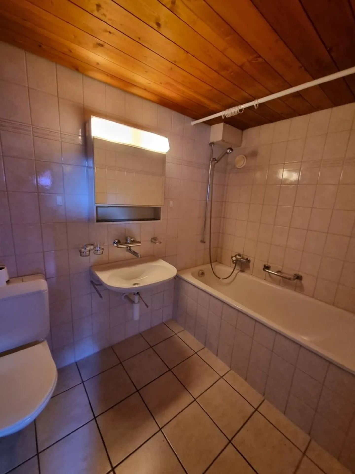 Magnifico attico duplex di 3 locali di 107 m2 senza ascensore - Foto 8 di 11