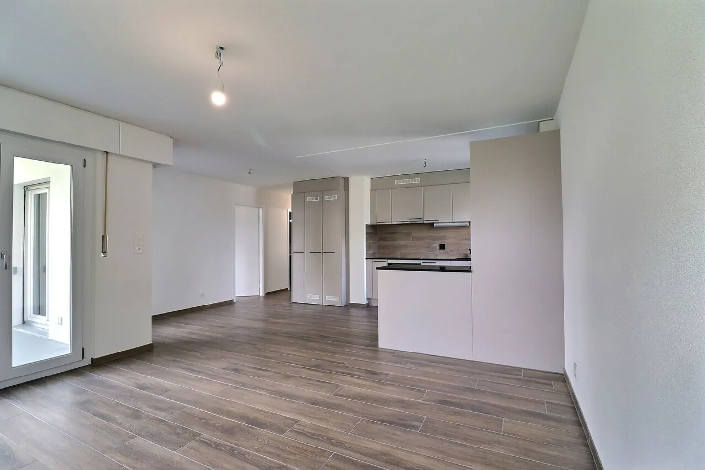 Bulle - Charming 3.5-room apartment under renovation - Photo 1 of 4