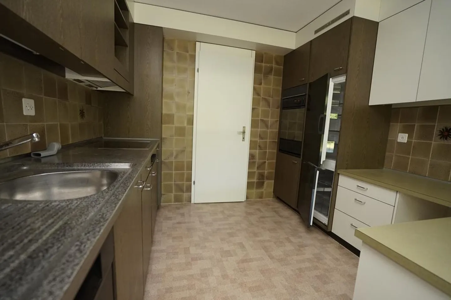 Ampio appartamento di 4,5 locali con terrazza in affitto - Foto 1 di 8