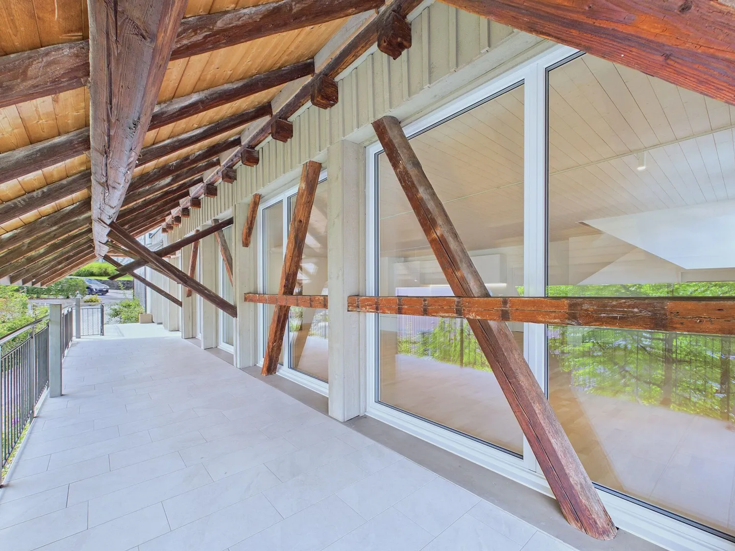 Stylish Maisonette Apartment in Thalwil - 165 m² Living Experience with Historical Charm & Modern Comfort - Photo 6 of 17