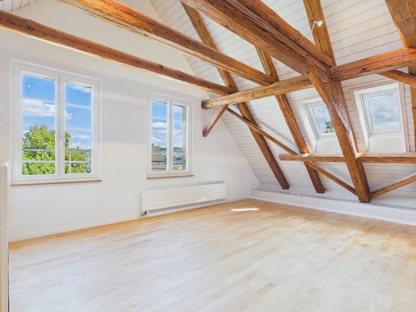 Stylish Maisonette Apartment in Thalwil - 165 m² Living Experience with Historical Charm & Modern Comfort - Photo 8 of 17