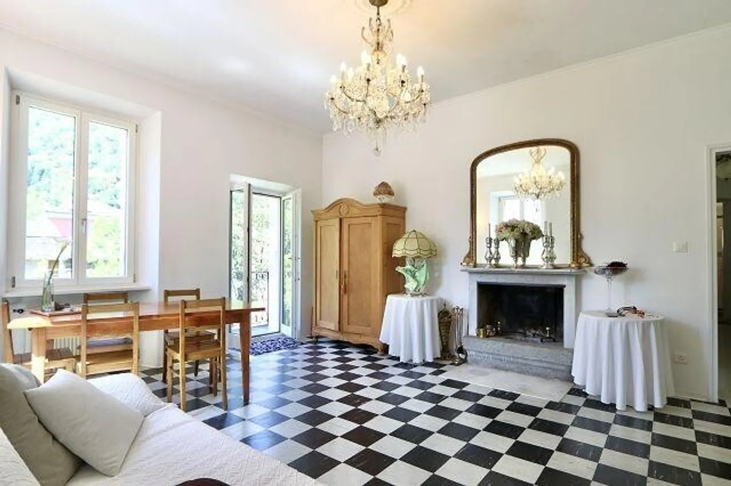 Casa ticinese di 3 1/2 locali in una posizione molto tranquilla e soleggiata con una bella vista - Foto 5 di 13