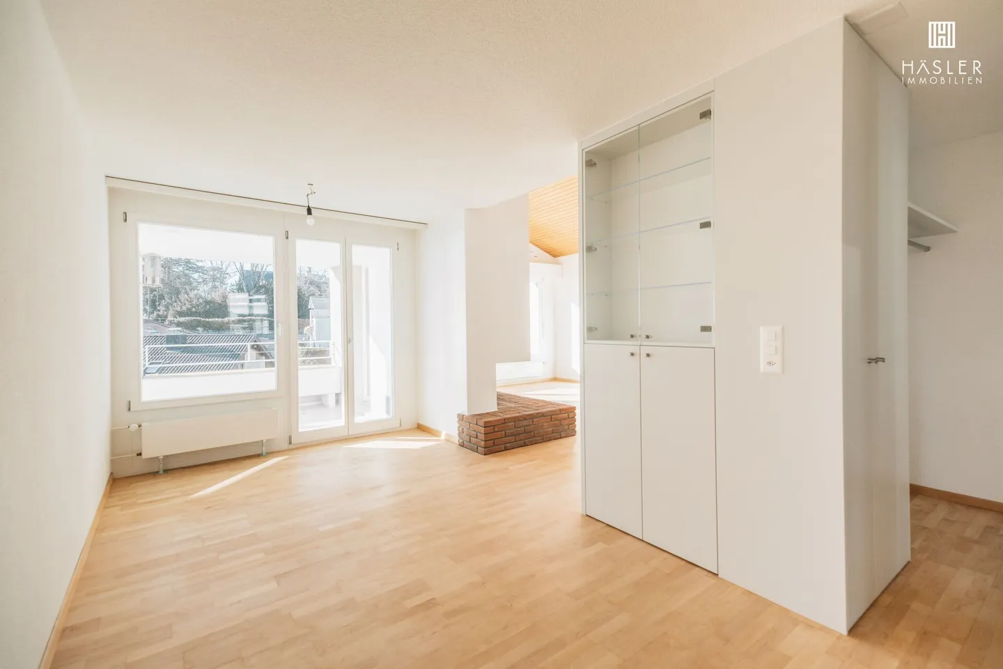 Moderne 4½-Zimmer-Maisonette-Wohnung am rechten Thunerseeufer - Photo 5 sur 12
