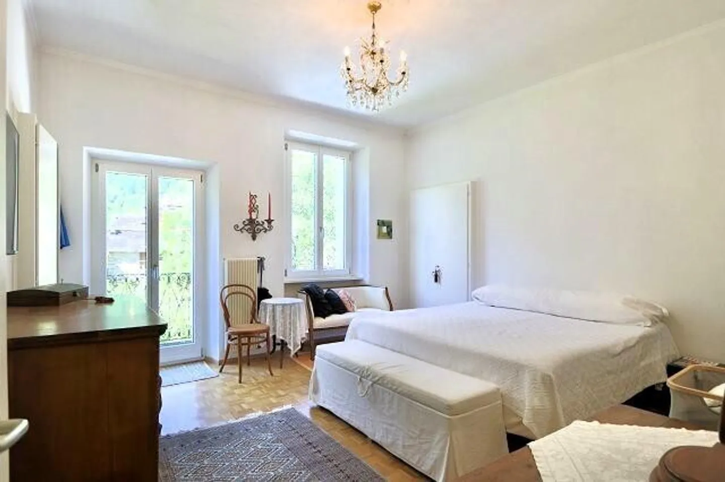 Casa ticinese di 3 1/2 locali in una posizione molto tranquilla e soleggiata con una bella vista - Foto 9 di 13