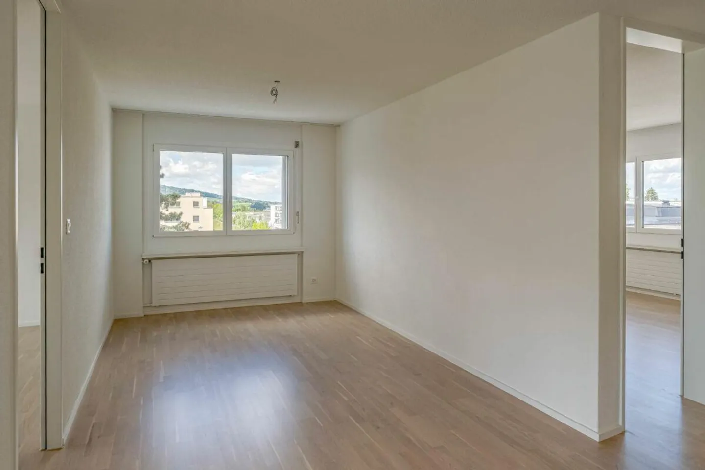 APPARTAMENTO MODERNO 3.5 STANZE - Foto 6 di 10