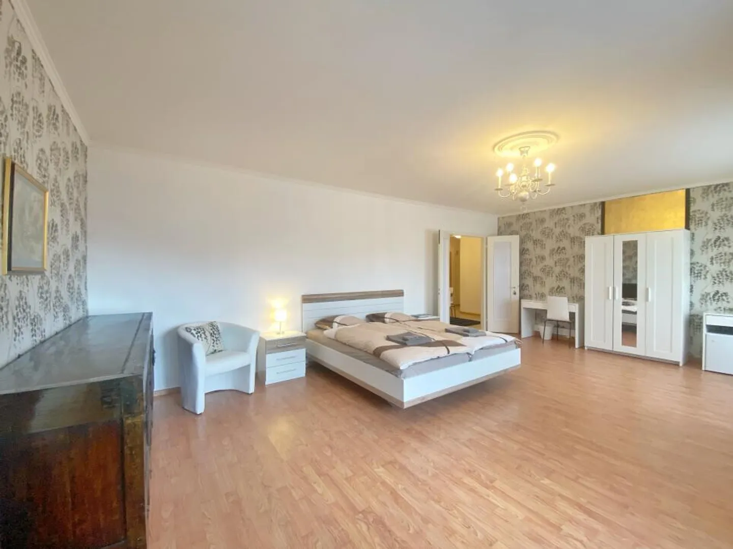 EXCELLENT OPPORTUNITY FOR INVESTORS! - Photo 3 of 5