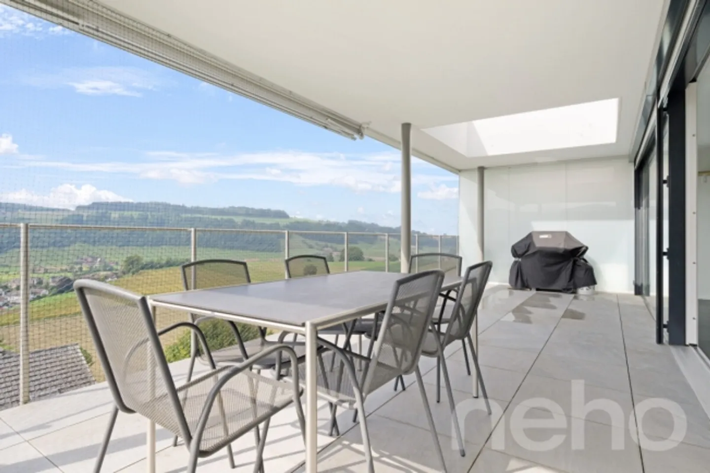 Exclusive penthouse apartment with unobstructed views - Photo 12 of 12