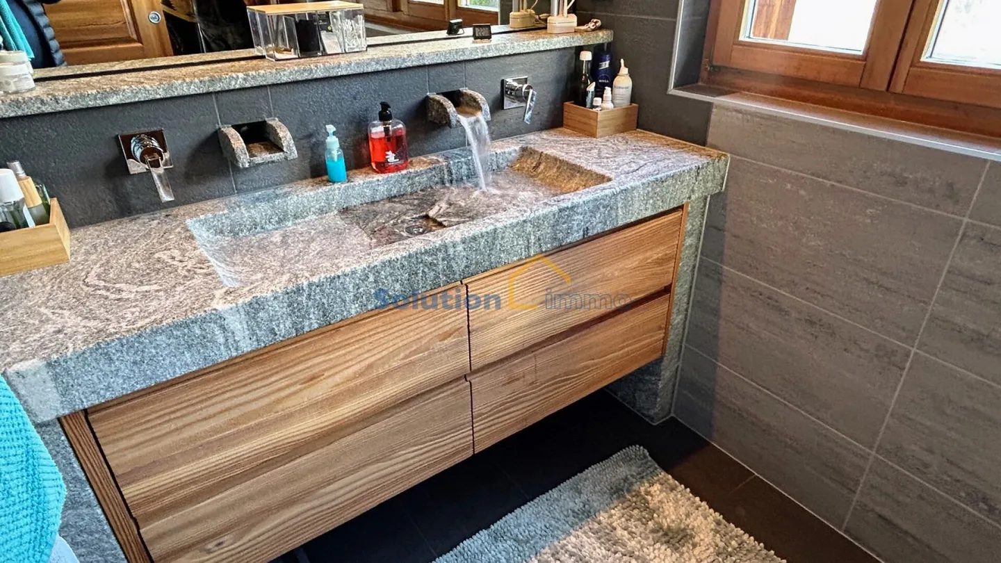 Charmante villa en rondins avec jacuzzi - Photo 13 sur 13