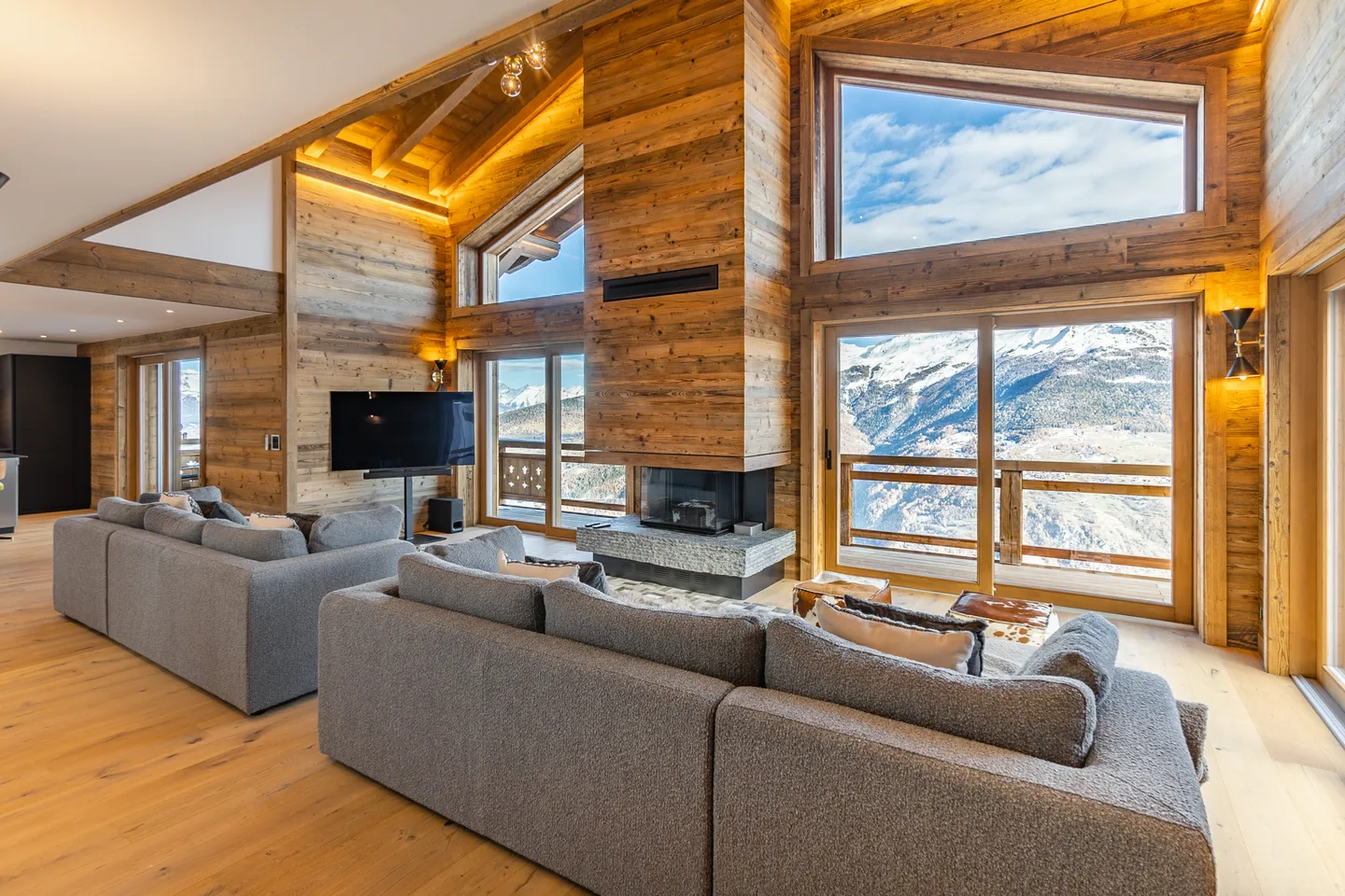 Chalet des Superlatifs, Ski-in/Ski-out - Photo 1 sur 3