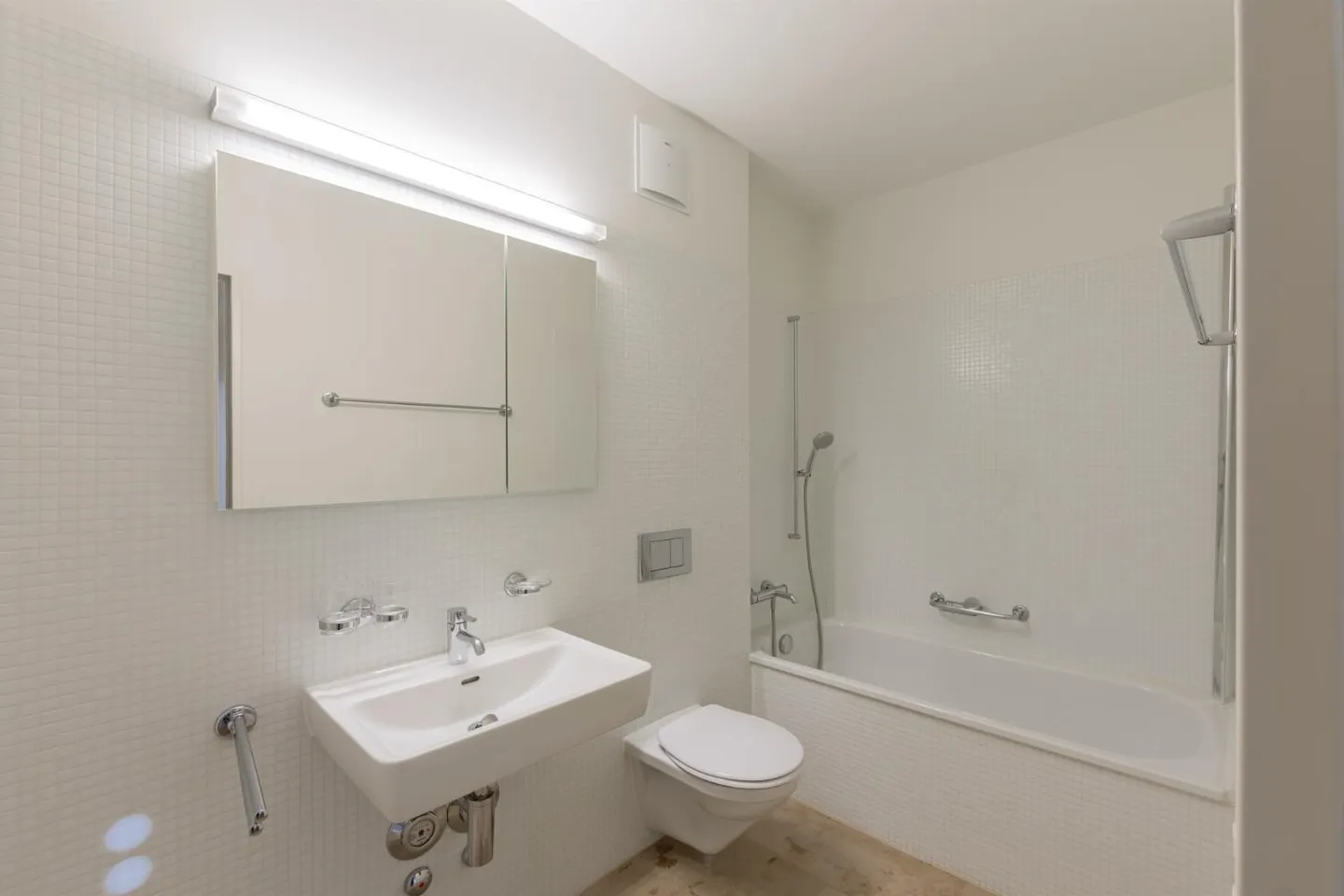 Appartement spacieux 4.5 pièces - Photo 4 sur 5