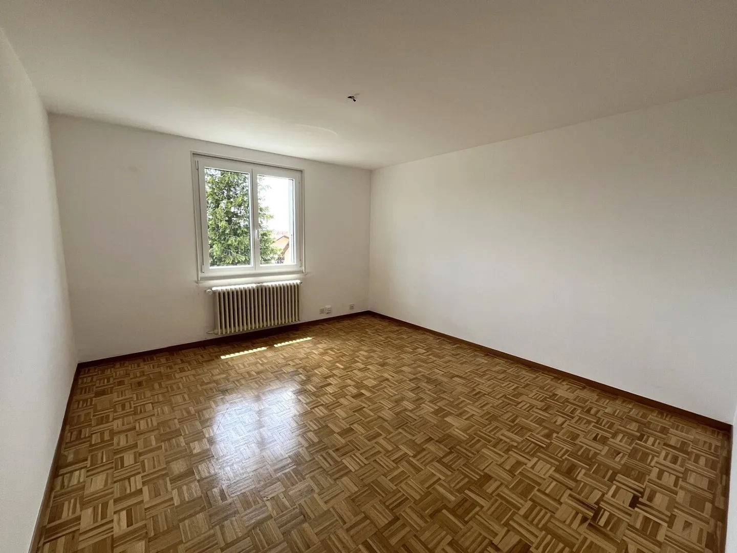 Large 2.5 rooms with balcony in Echallens - Photo 3 of 6
