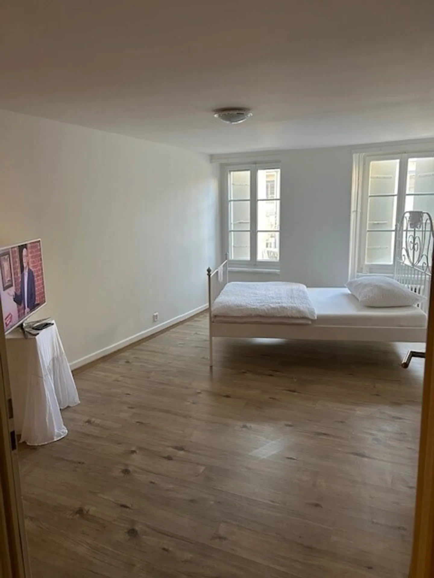 Beautiful investment property in the center of Avenches - Photo 10 of 12