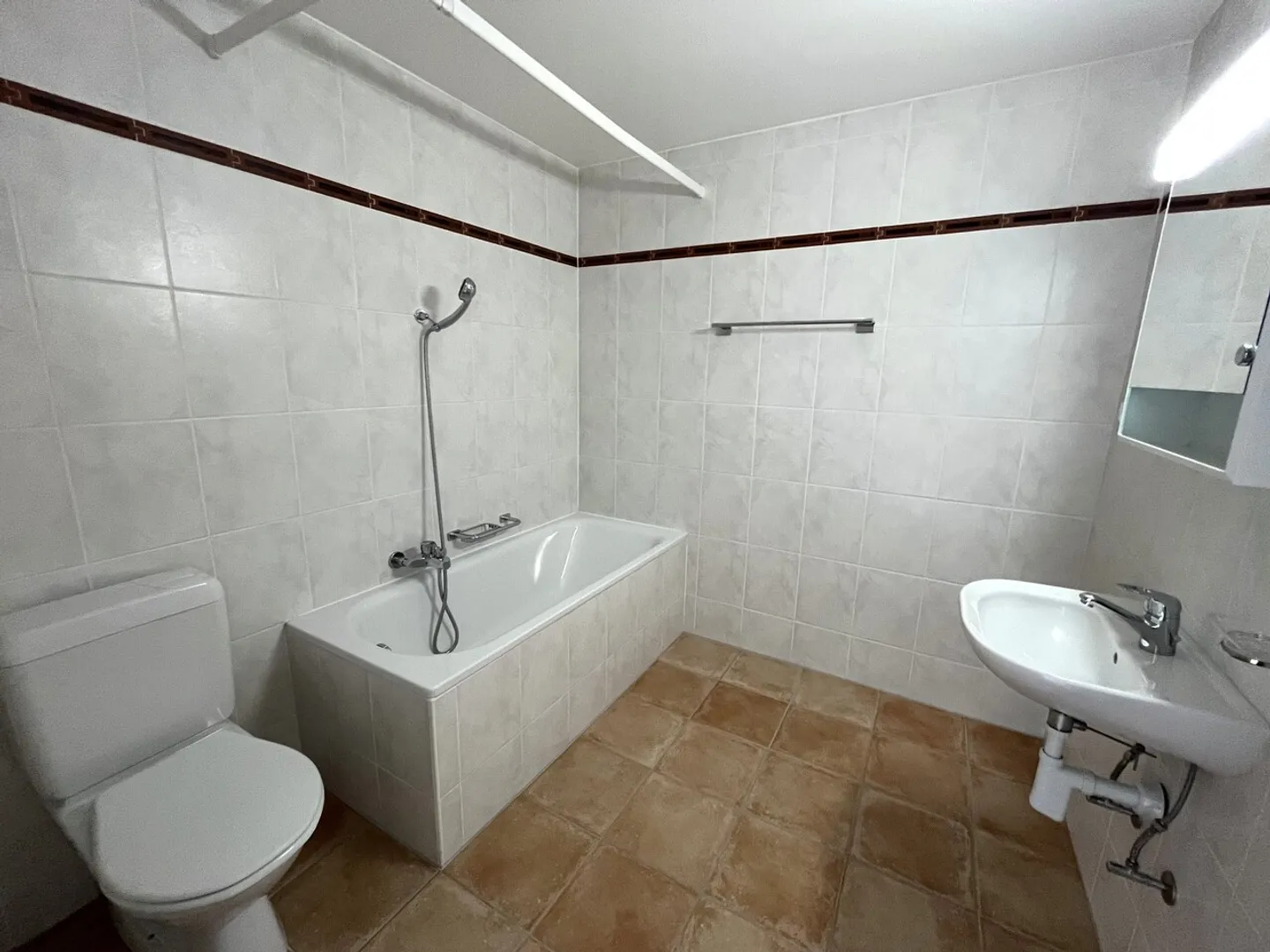 Large 2.5 rooms with balcony in Echallens - Photo 6 of 6