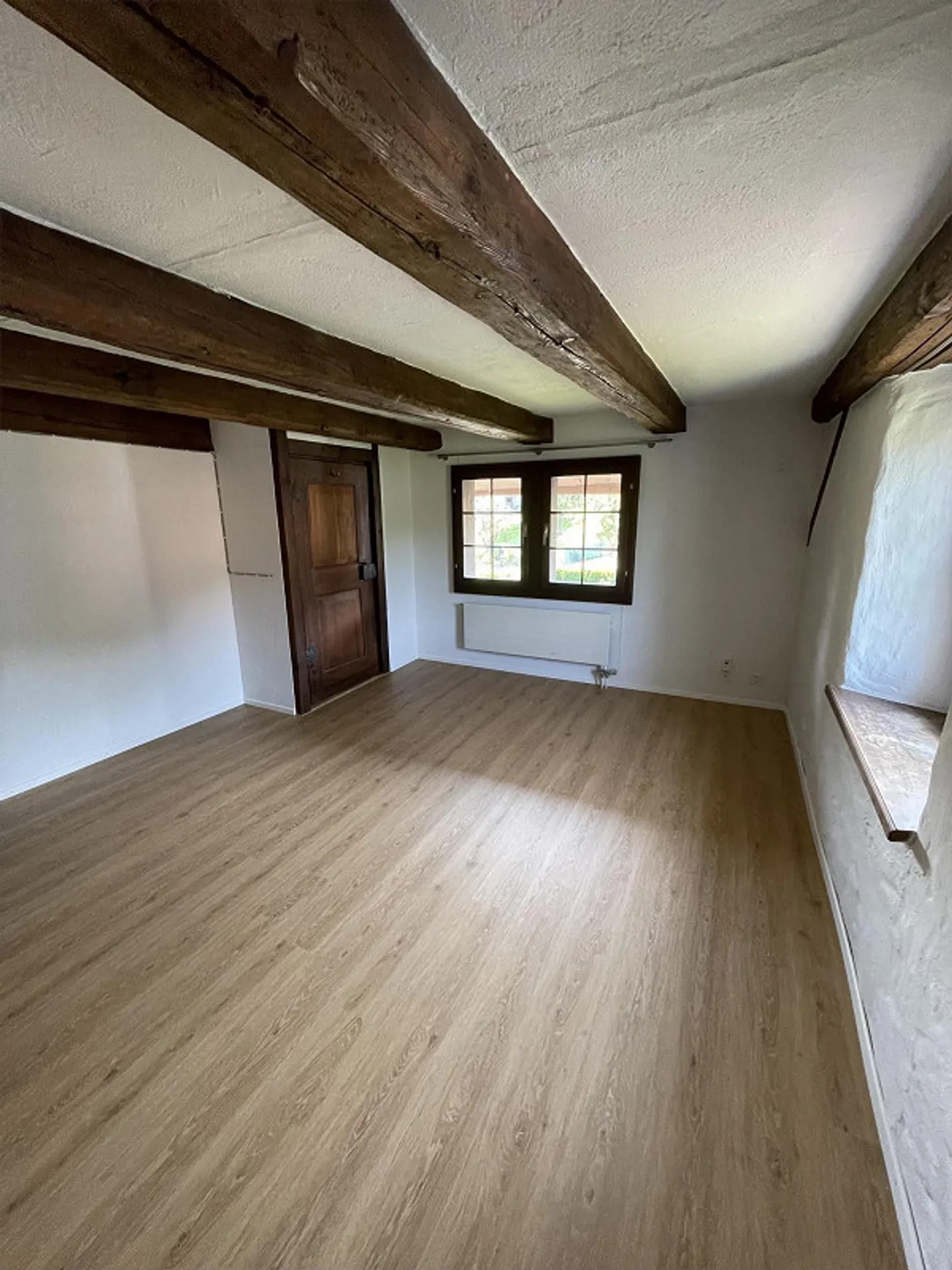 Commercial Space in Au ZH - Photo 5 of 13