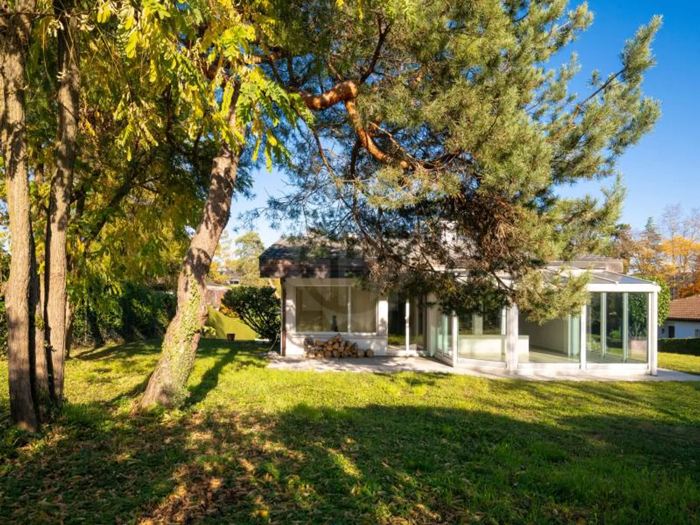 Charming villa - Prangins - Photo 1 of 12