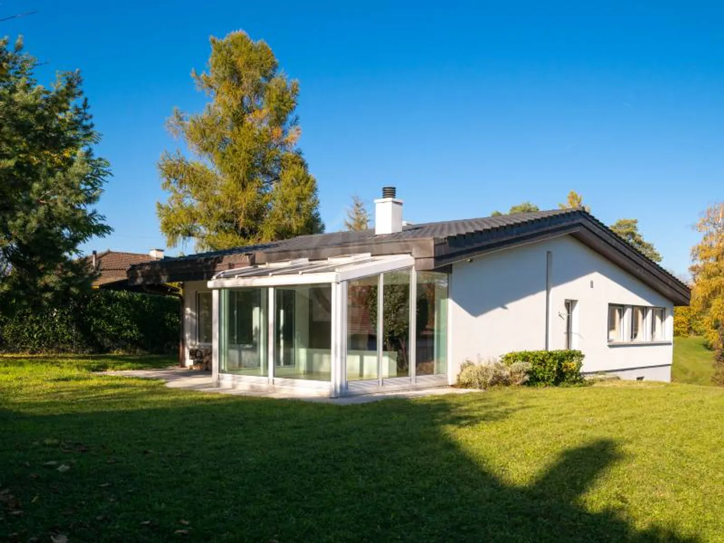 Charming villa - Prangins - Photo 2 of 12