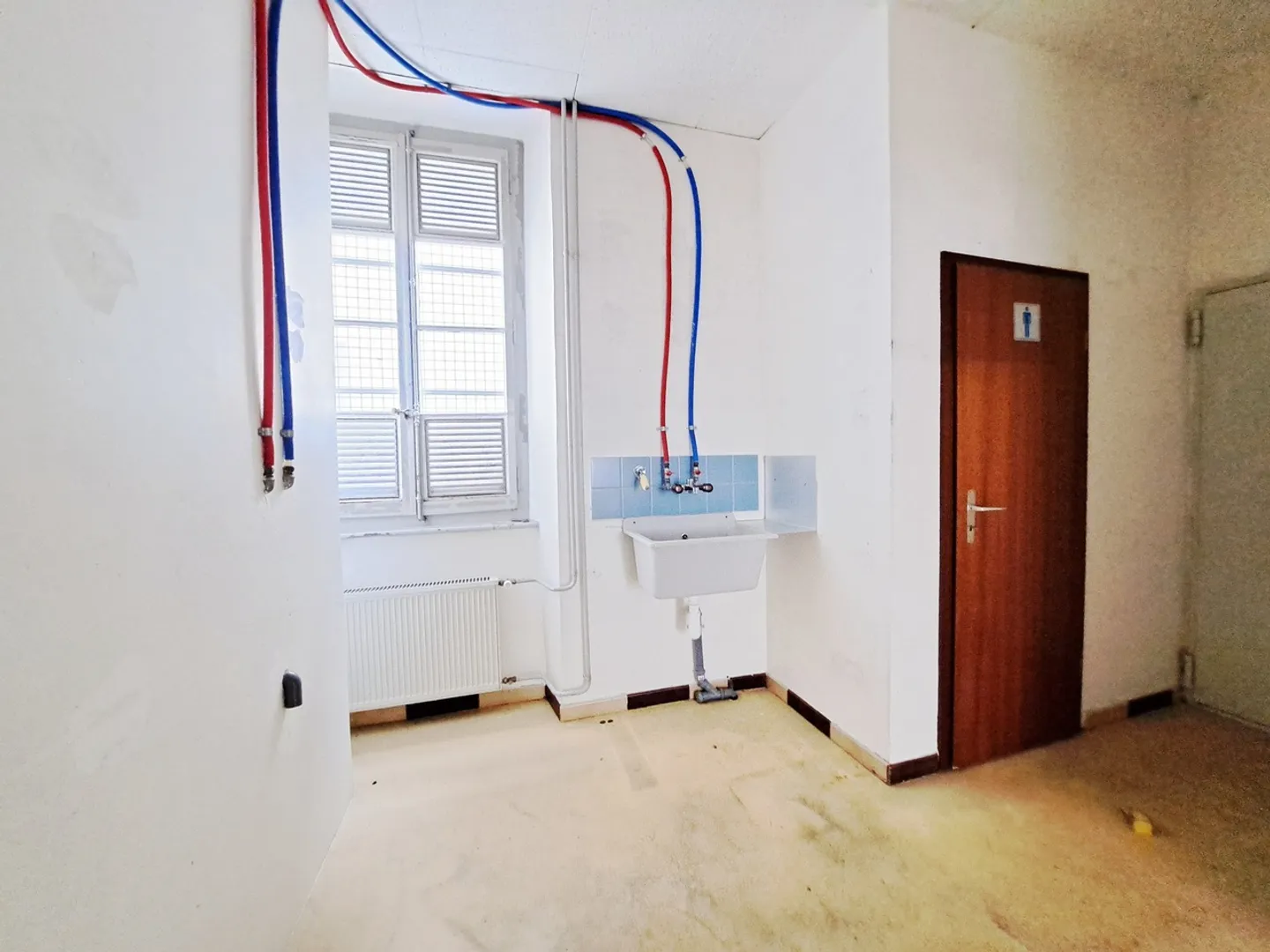 YVERDON 10, Commercial space in the city center - Photo 5 of 6