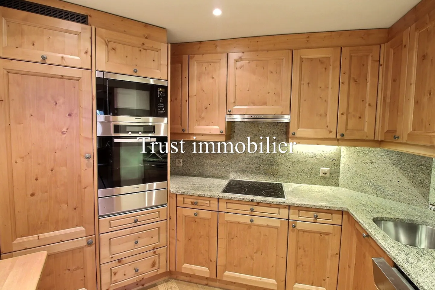 Charmantes Appartement in Crans - Foto 3 von 10