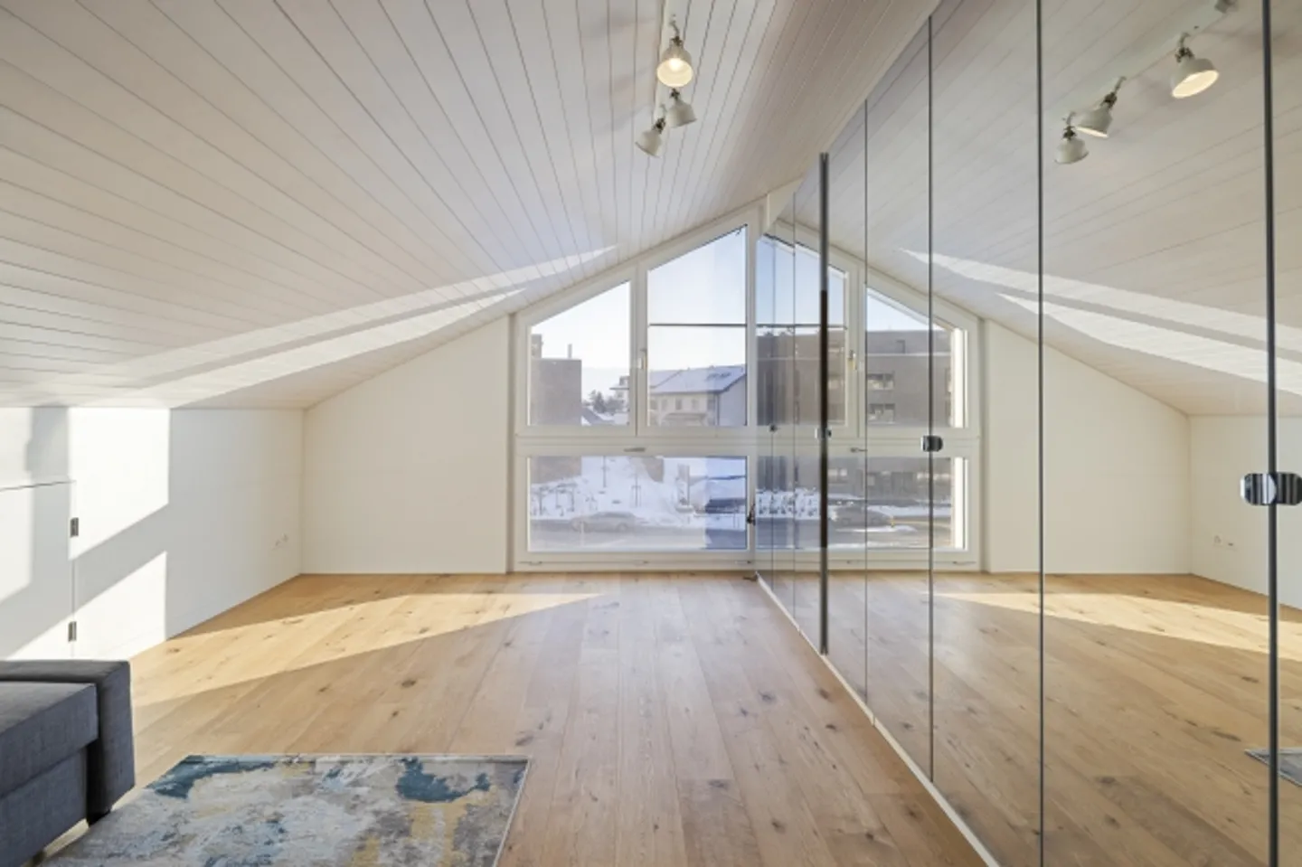 Partial lake view with two loggias and modern expansion - Photo 7 of 14