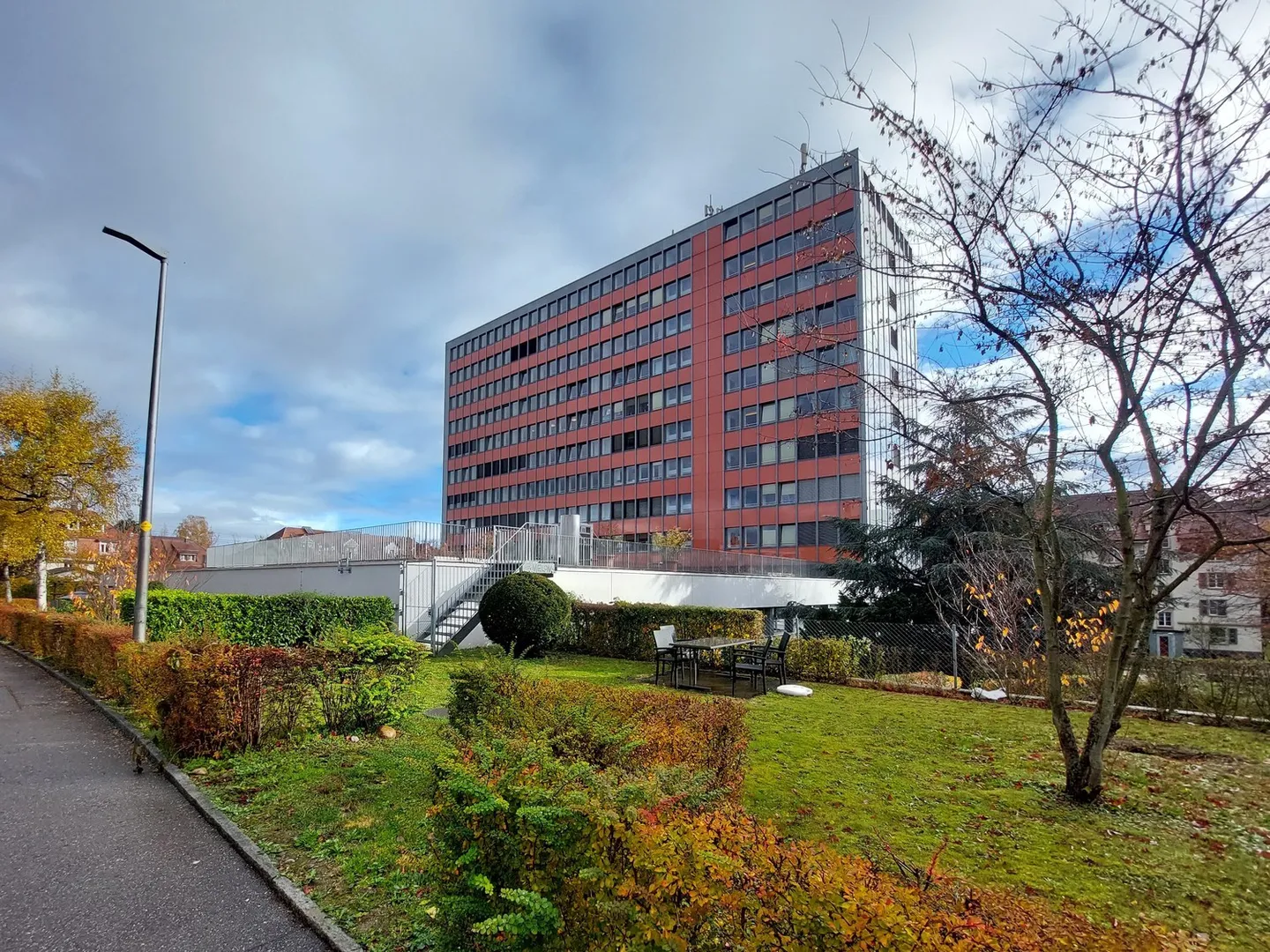 Place de parking à louer - Photo 1 sur 2