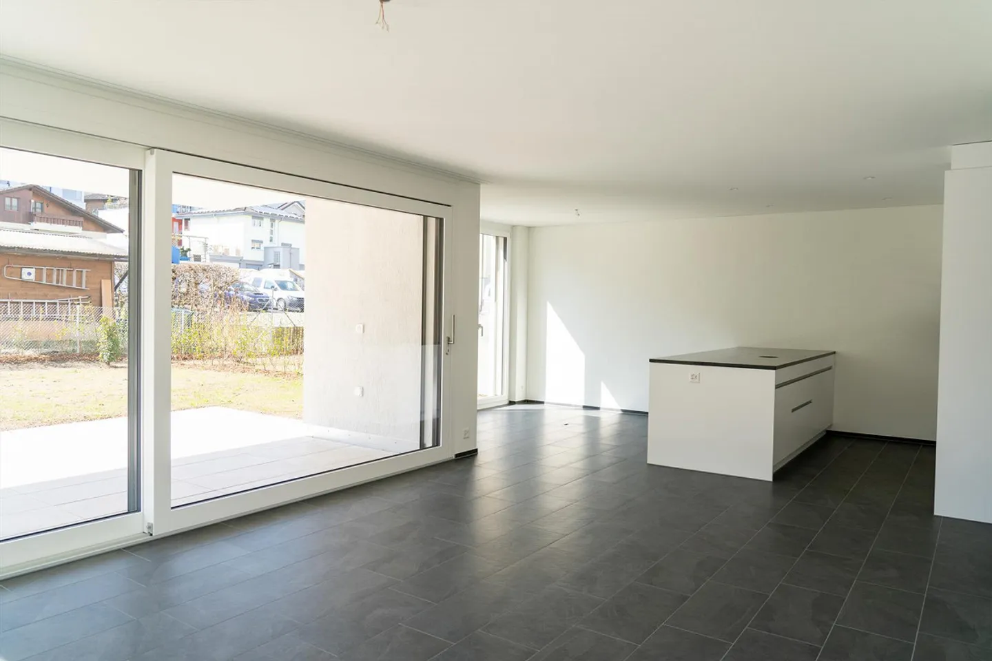 Moderne Gartenwohnung in Schübelbach - Foto 1 von 18