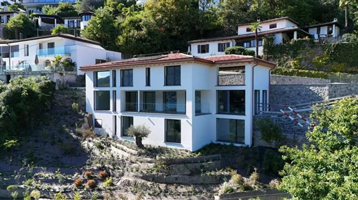Vico Morcote: Villa 8.5 Rooms - Photo 3 of 13
