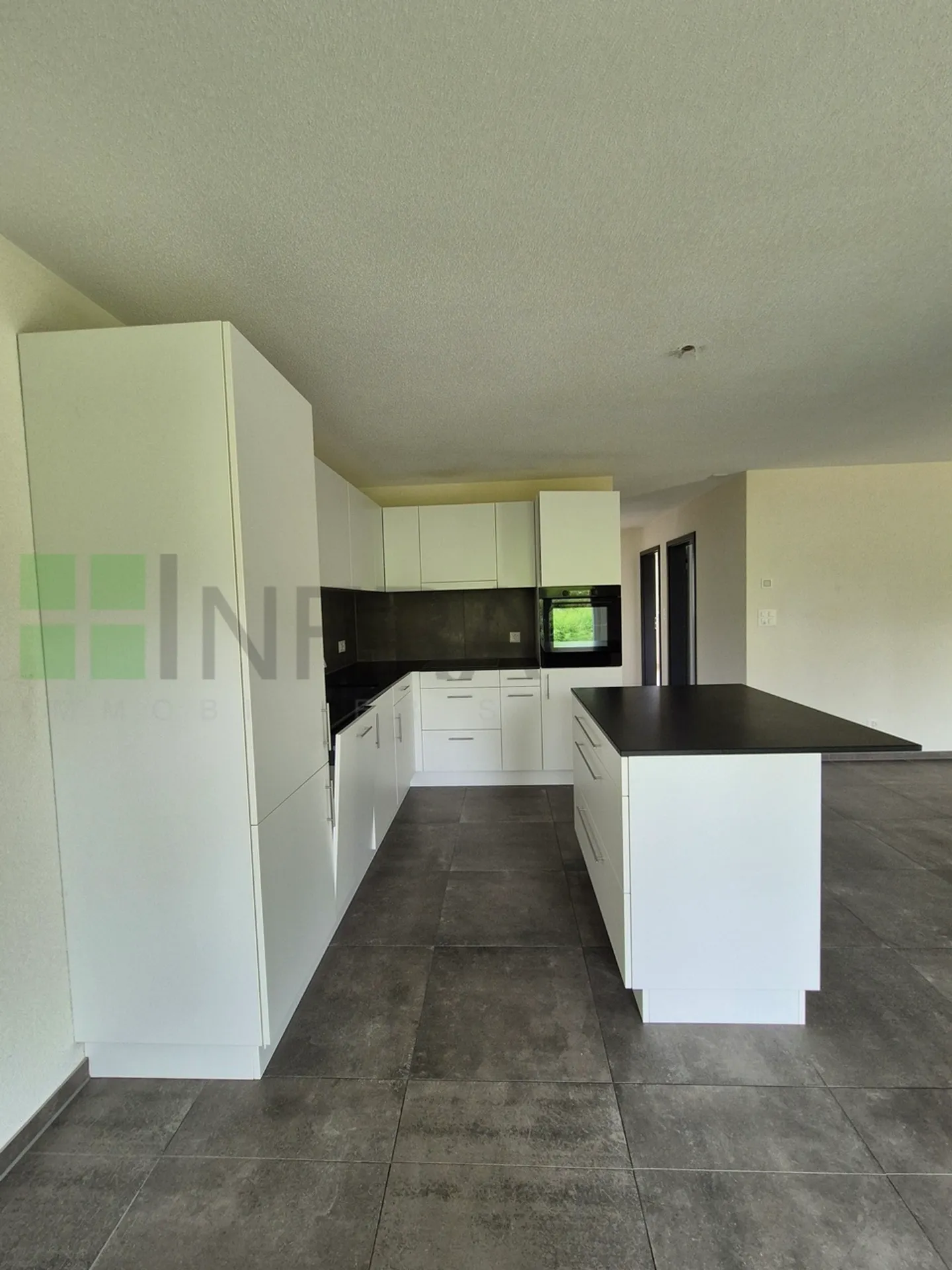 3.5 rooms of 86 m2 on the ground floor - Photo 1 of 16