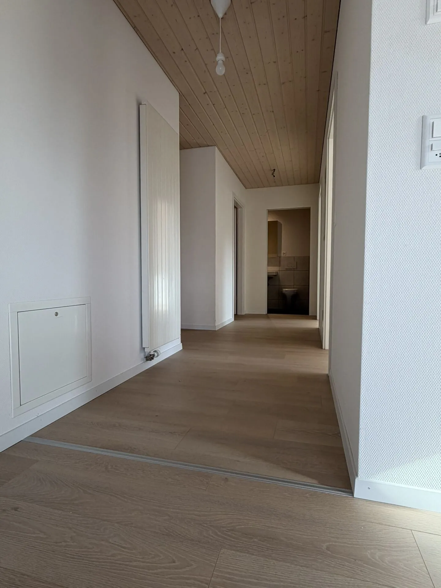 Appartement sous les combles lumineux de 3,5 pièces - Photo 7 sur 16