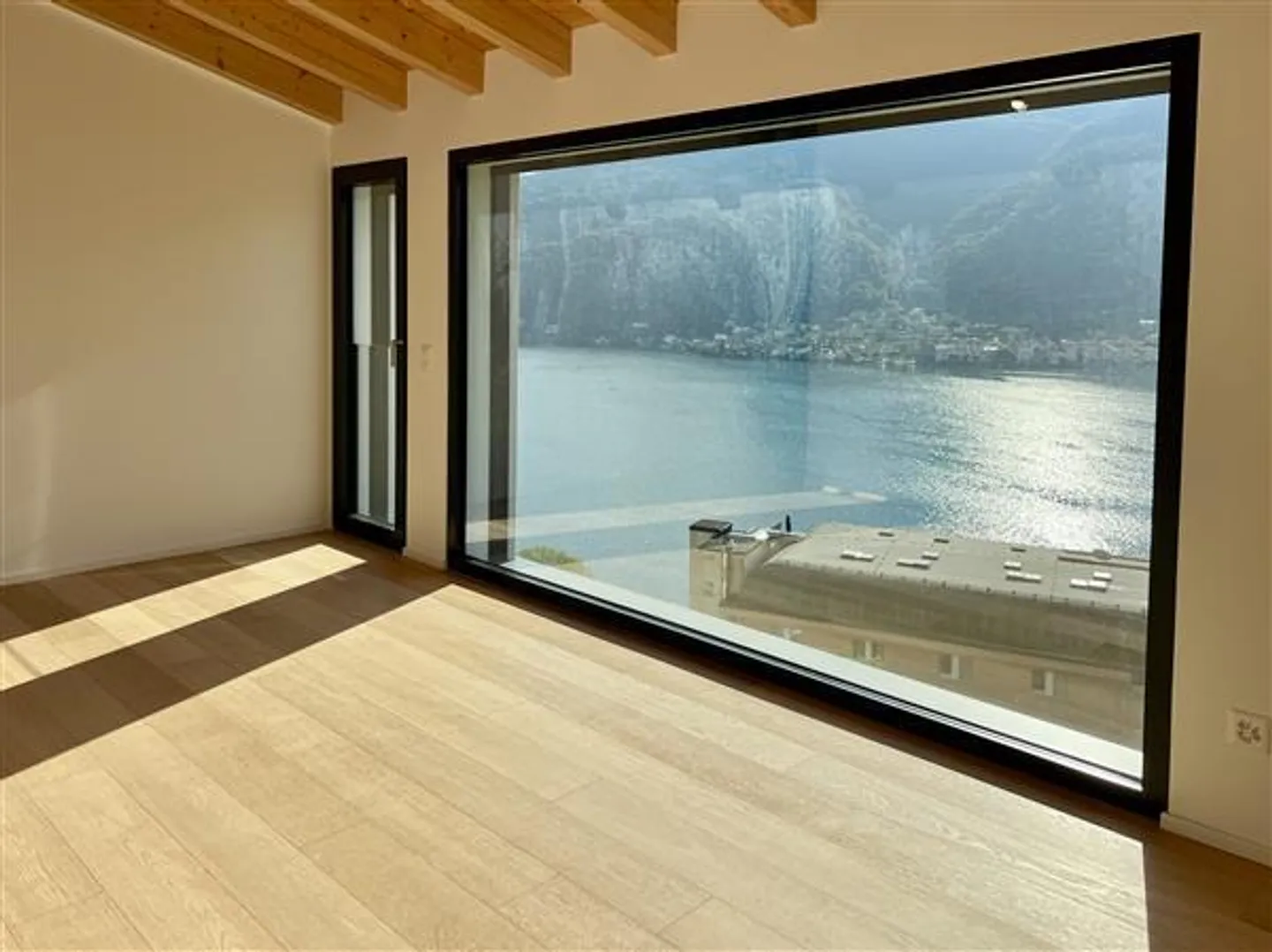 Vico Morcote: Villa 8.5 Rooms - Photo 9 of 13