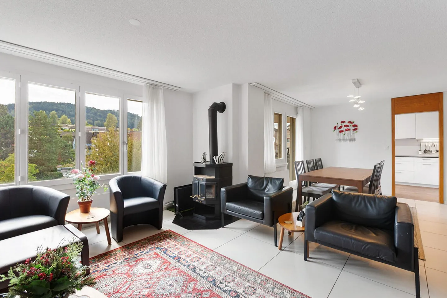 Geräumige 4.5-Zimmer-Wohnung - Foto 1 von 11