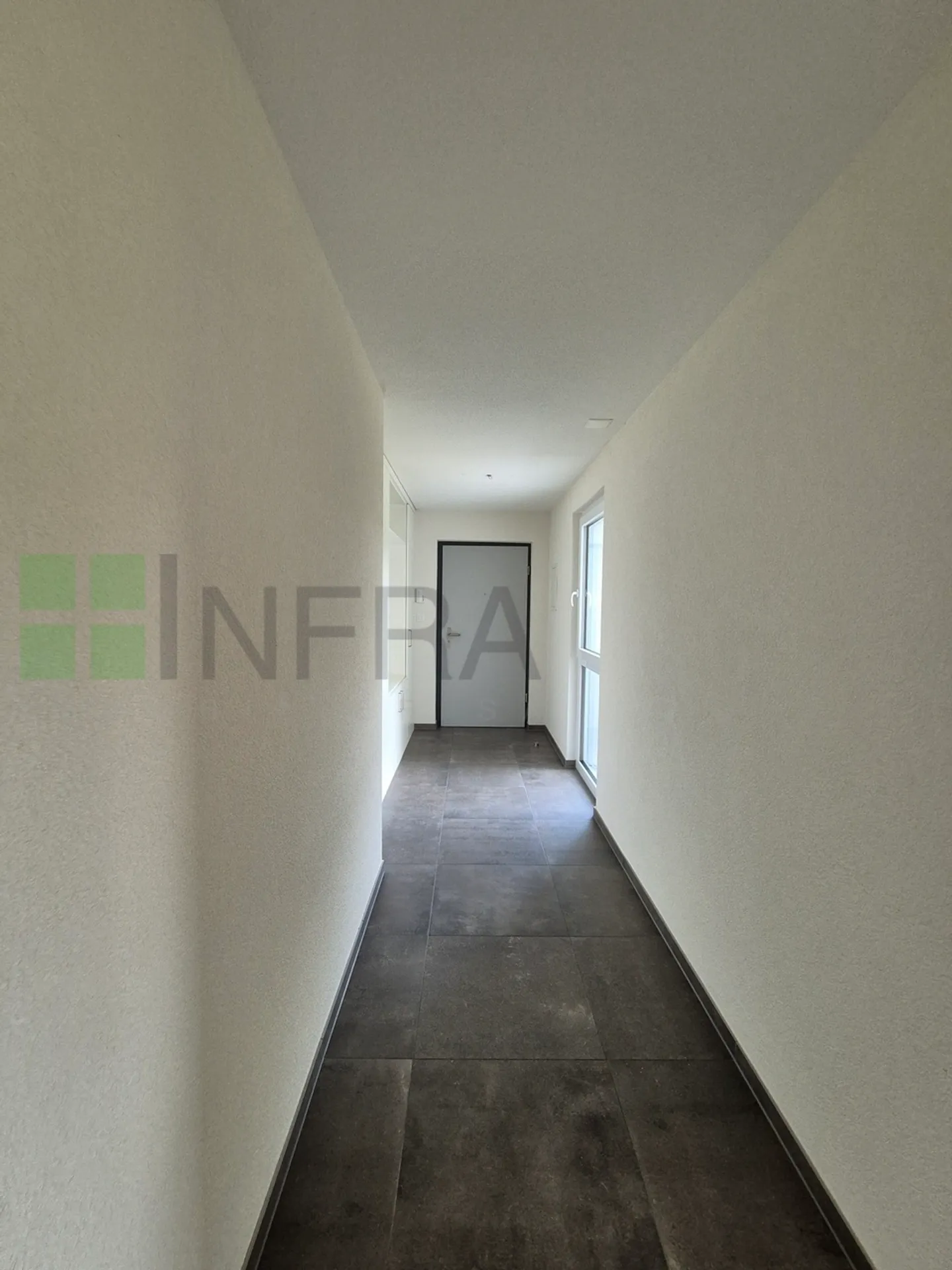 3.5 rooms of 86 m2 on the ground floor - Photo 7 of 16