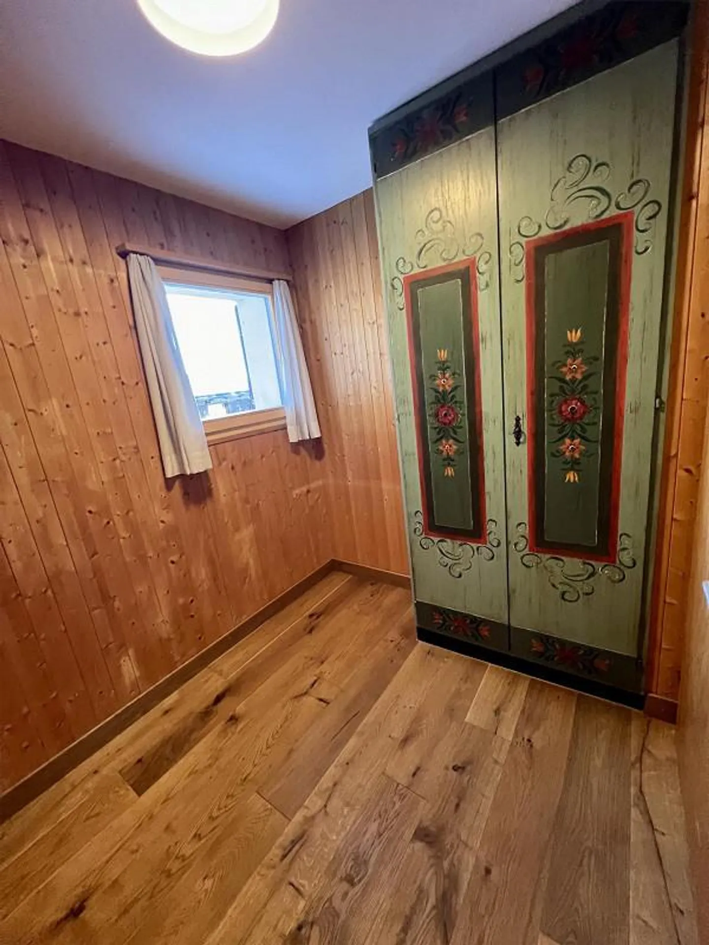 Chalet Alpine Chic Meublé avec Vue Panoramique - Près de Chur & Lenzerheid - Photo 12 sur 17