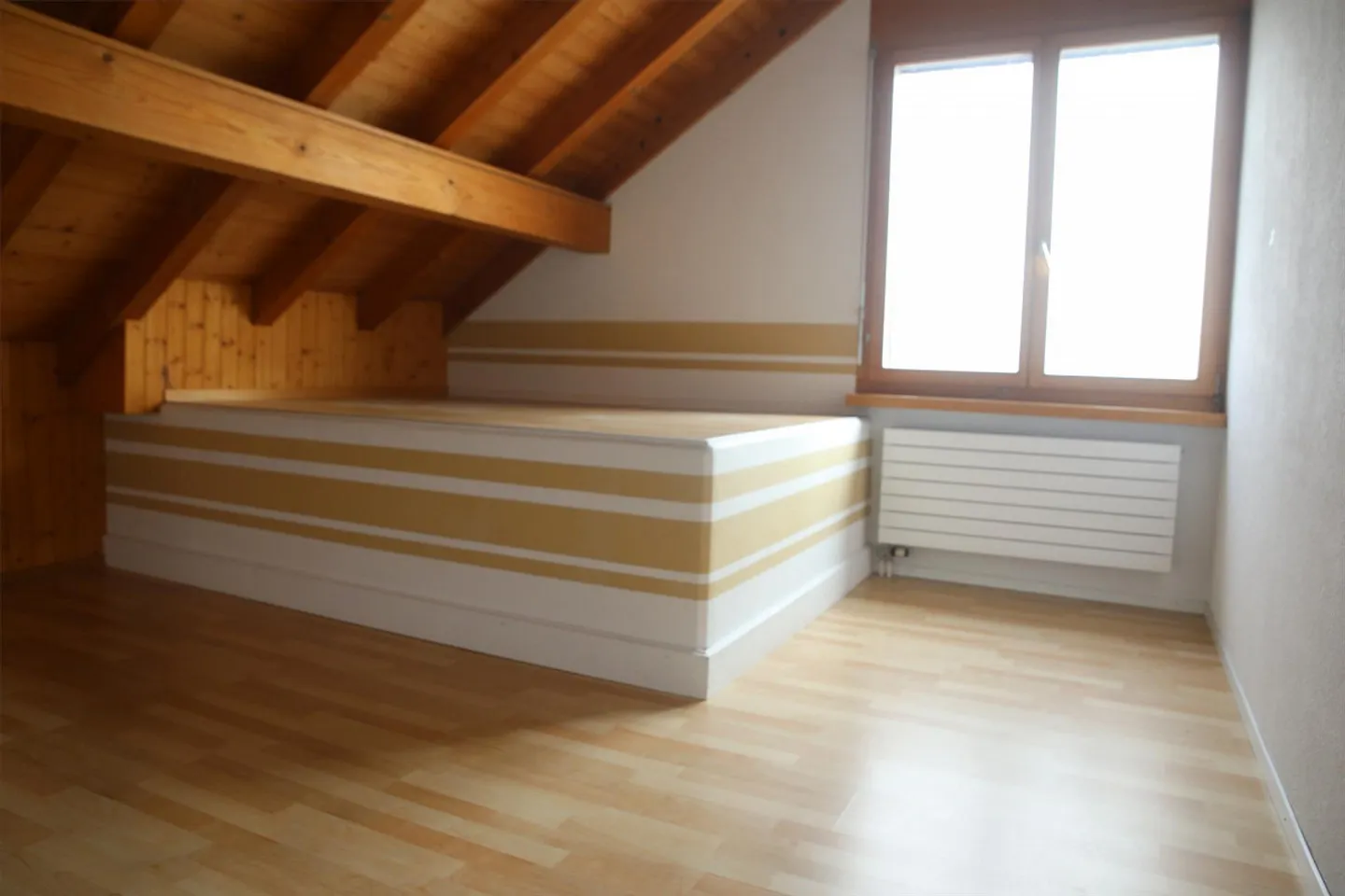 UN ESTATE DIRETTAMENTE AL LAGO - TEMPORANEA - Appartamento 4,5 stanze - Foto 8 di 15