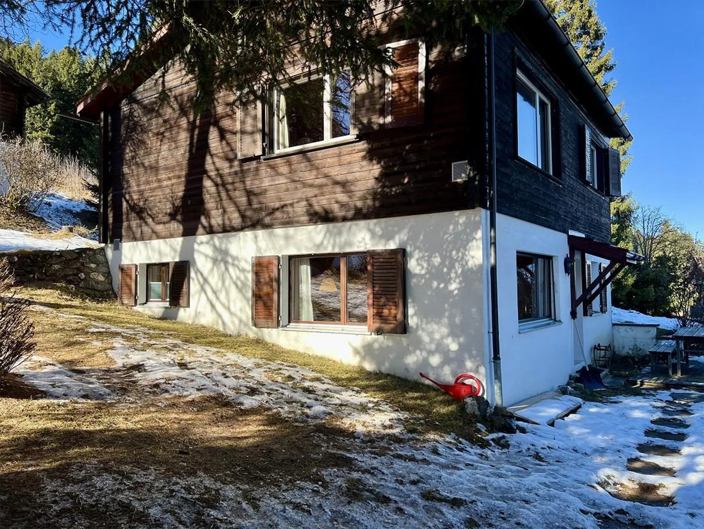 Chalet Alpine Chic Meublé avec Vue Panoramique - Près de Chur & Lenzerheid - Photo 9 sur 17