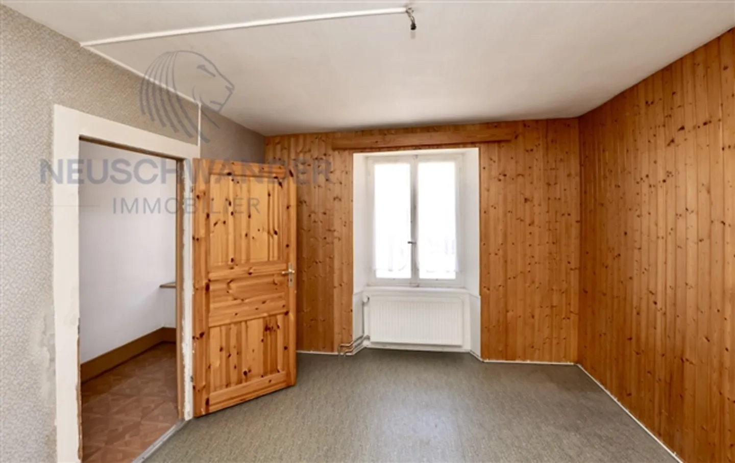 À rénover, grande maison de village sur un beau terrain de 1310 m2 - Photo 12 sur 13