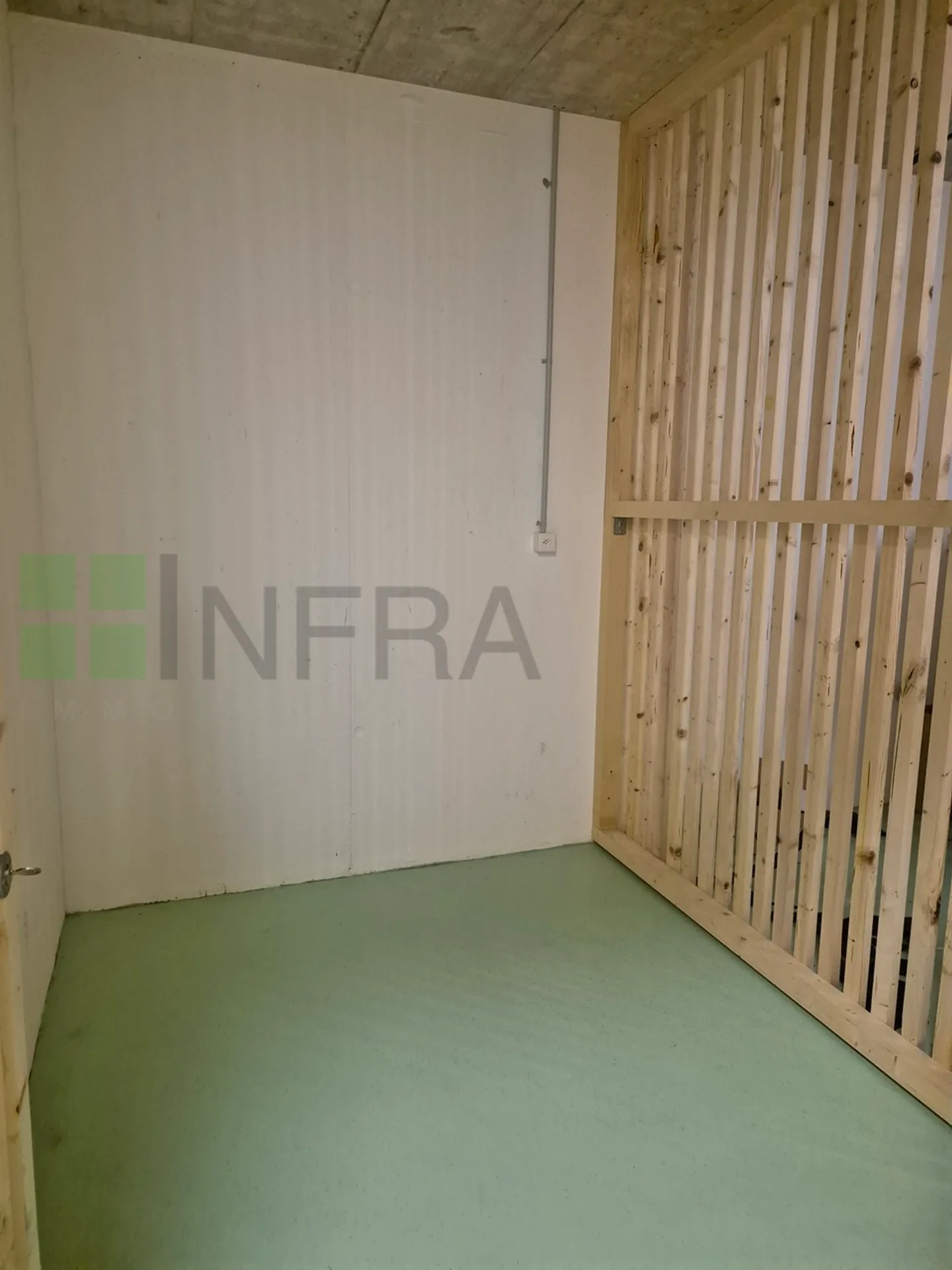 3.5 rooms of 86 m2 on the ground floor - Photo 12 of 16