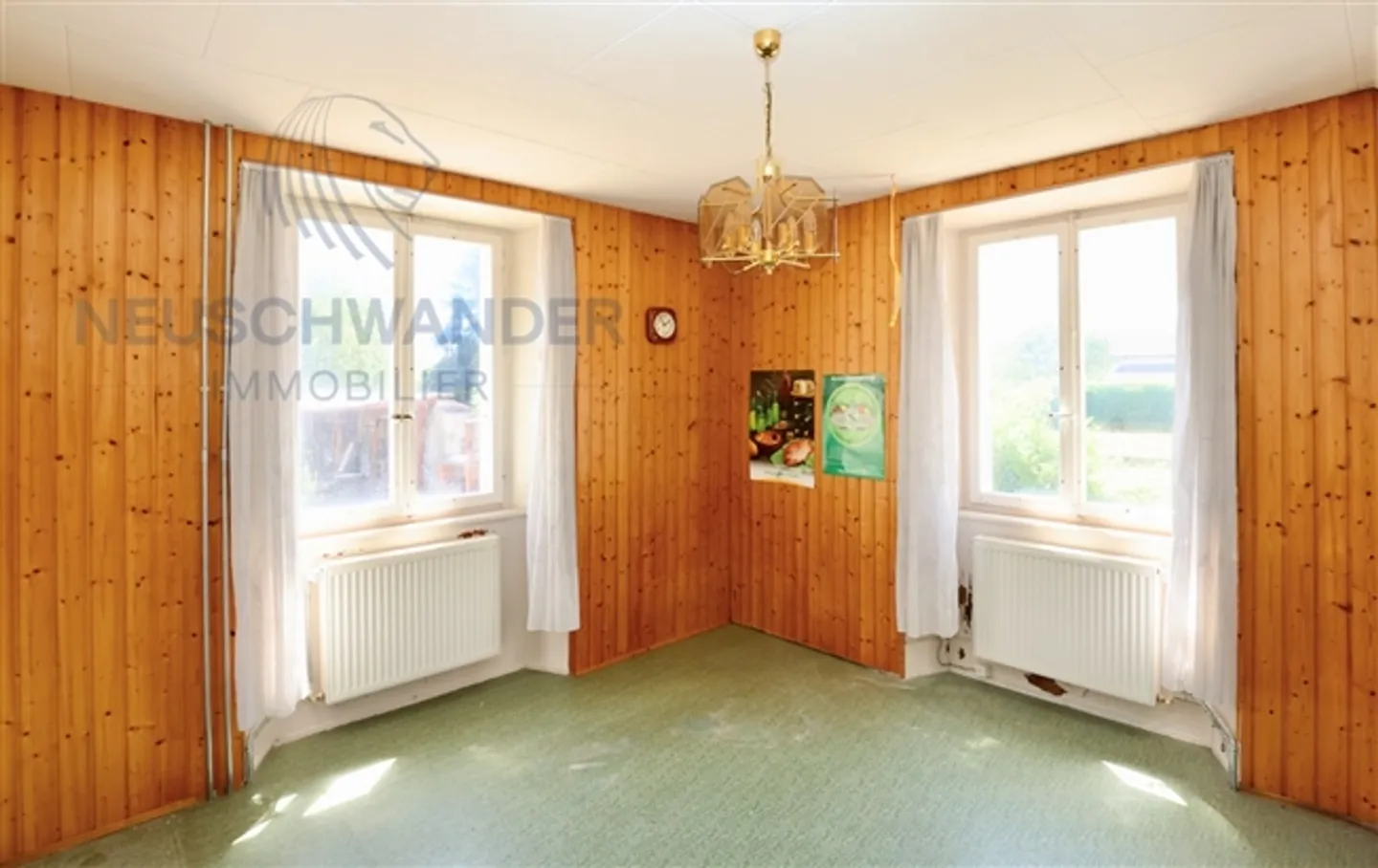 À rénover, grande maison de village sur un beau terrain de 1310 m2 - Photo 8 sur 13